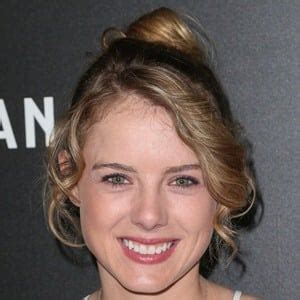 laura slade wiggins hot|Laura Slade Wiggins Wiki, Height, Weight, Age,。